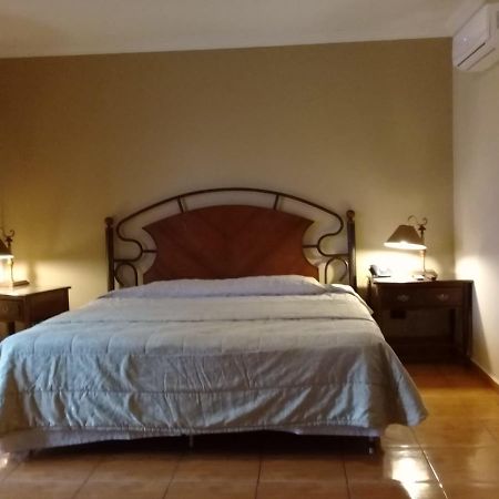 Hotel Puerta Del Rey Santa Cruz de La Sierra Extérieur photo