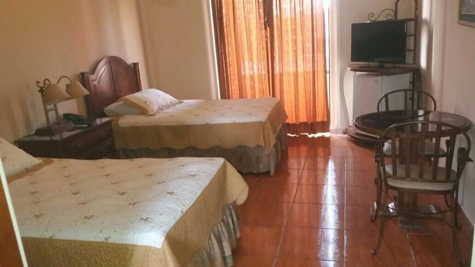 Hotel Puerta Del Rey Santa Cruz de La Sierra Extérieur photo