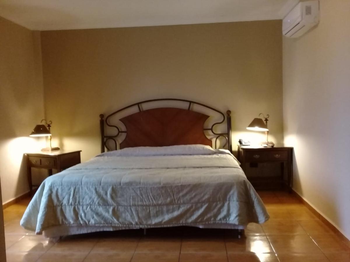 Hotel Puerta Del Rey Santa Cruz de La Sierra Extérieur photo