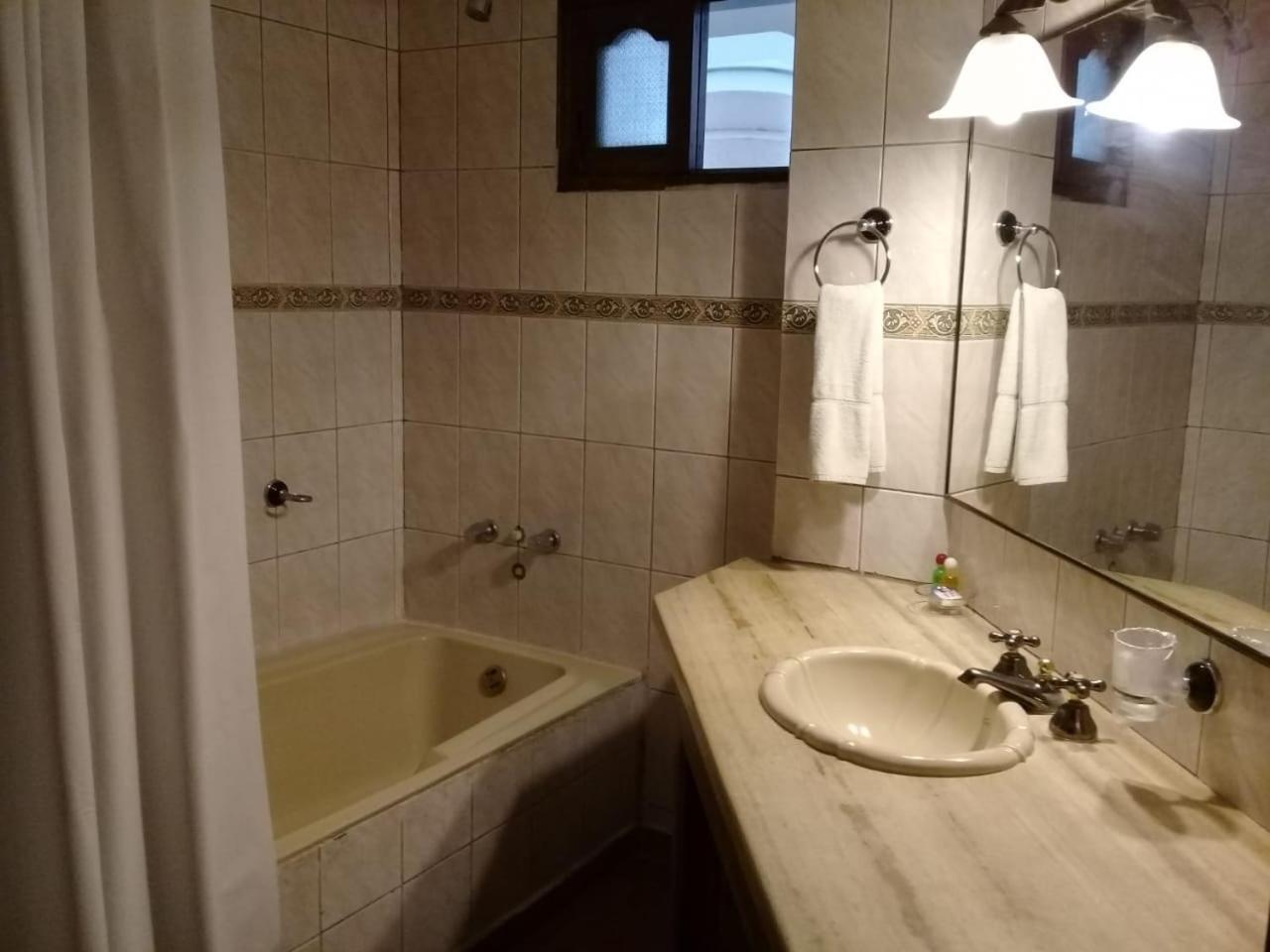 Hotel Puerta Del Rey Santa Cruz de La Sierra Extérieur photo